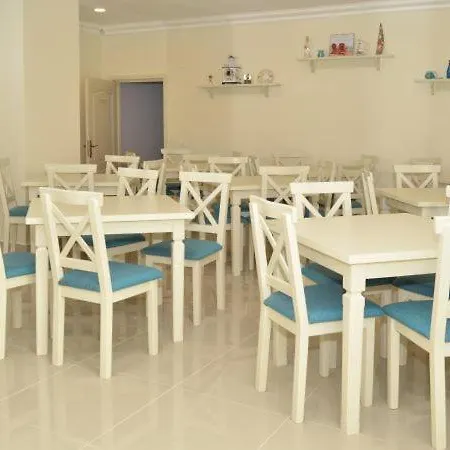 מלון Mamaia 3*