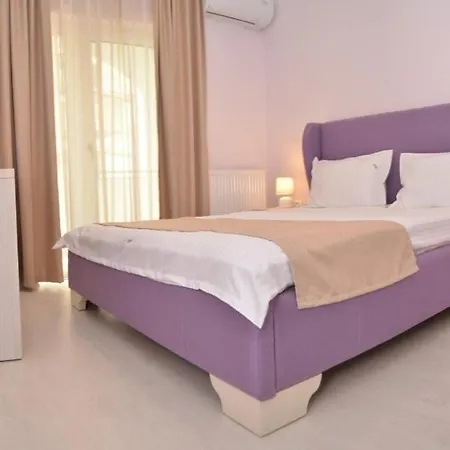 מלון Mamaia 3*